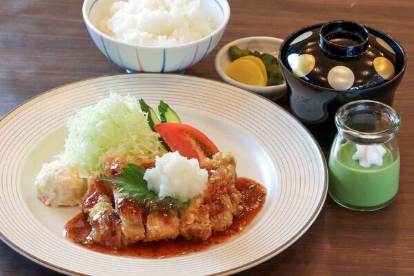 梅肉ソースの鶏竜田揚げ