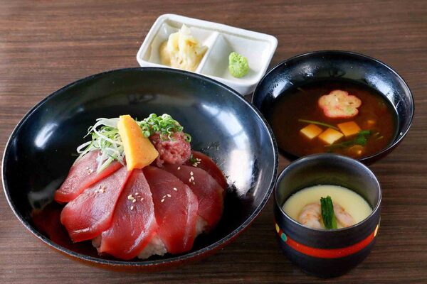 鉄火丼