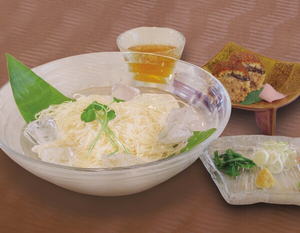 生素麺と鰻の棒寿司